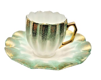 VTG Dekoracyjna niemiecka porcelanowa filiżanka i spodek z żłobkowanym wzorem, glazura opalizująca