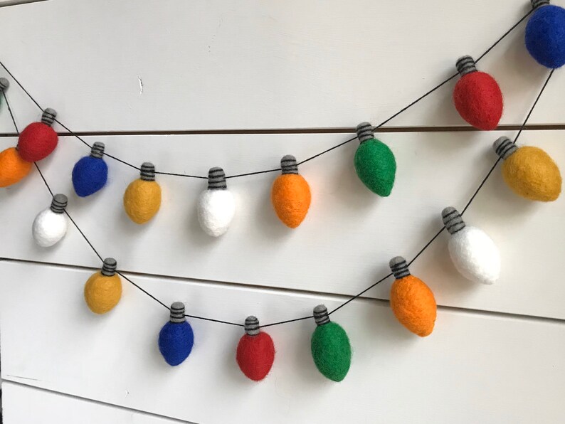 Vintage Christmas Light Bulb Felt Ball Garland  Pom Pom  image 2