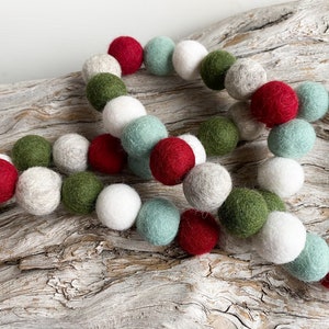 Winter Forest - Guirlande boules en feutre de 2 cm M ou lot - Pompon | Bruant | Guirlande des Fêtes | Pompon