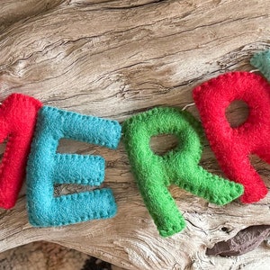 Merry Hollydazzle Felt Ball Word Garland - Christmas- Holiday Decoration - Pom Pom - Free Shipping USA | Holiday Banner