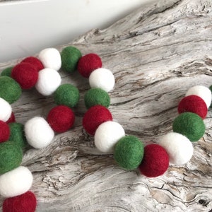 PEPPERMINT SQUARE Large Wool Felt 6FT Red Green Pom Poms Christmas