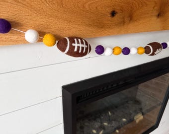 Guirnalda de fútbol de fieltro grande personalizada / Guirnalda de bolas de fieltro - Pompones / Banderines / Fútbol de fieltro / Elige tu equipo NFL /