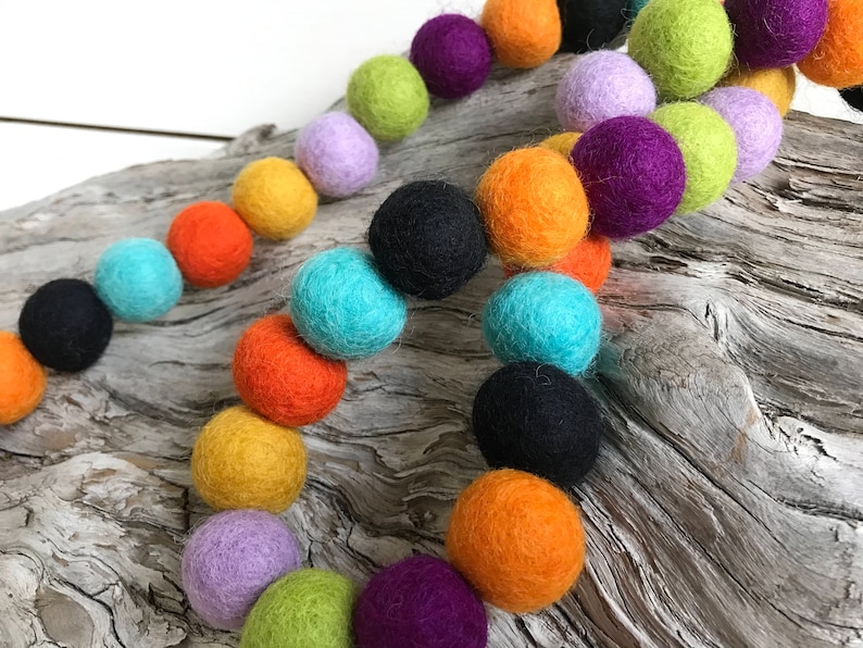 Halloween Abracadabra Pumpkin 2cm Felt Ball Garland or Loose Pack Bunting Pom Pom FREE SHIPPING over 16USA