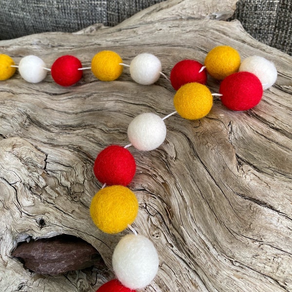 CHIEFS  2cm 25 or 50ct Felt Ball Garland or Loose Pack - Pom Pom - Free Shipping USA over 16 | Bunting | Bedroom | K C Chiefs Decor