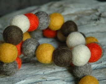 Harvest Felt Ball  - 2cm  Felt Ball Garland or Loose Pack - Pom Pom - FREE SHIPPING over 16 USA | Bunting | Autumn