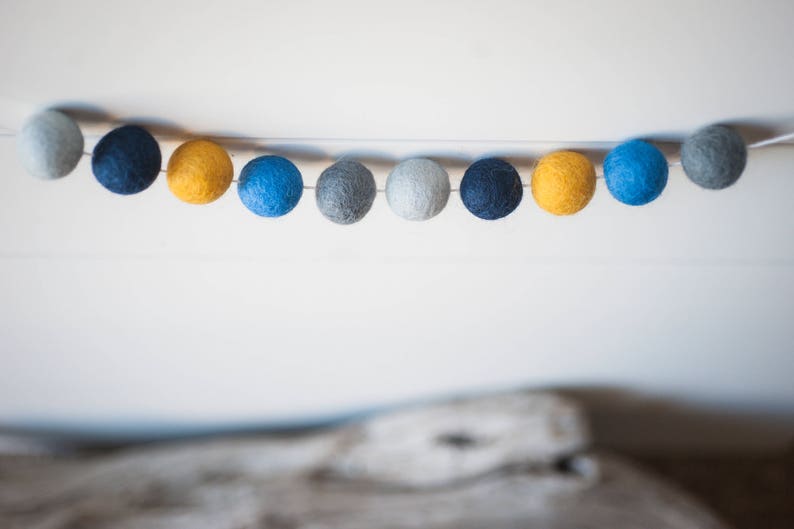 Hanukkah , 2cm 25ct or 50ct Felt Ball Garland or Loose Pack Pom Pom FREE SHIPPING USA over 16 usd Bunting image 1