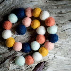 Shhh... - 2cm 50ct Felt Ball Garland or Loose Pack - Pom Pom -  Bunting