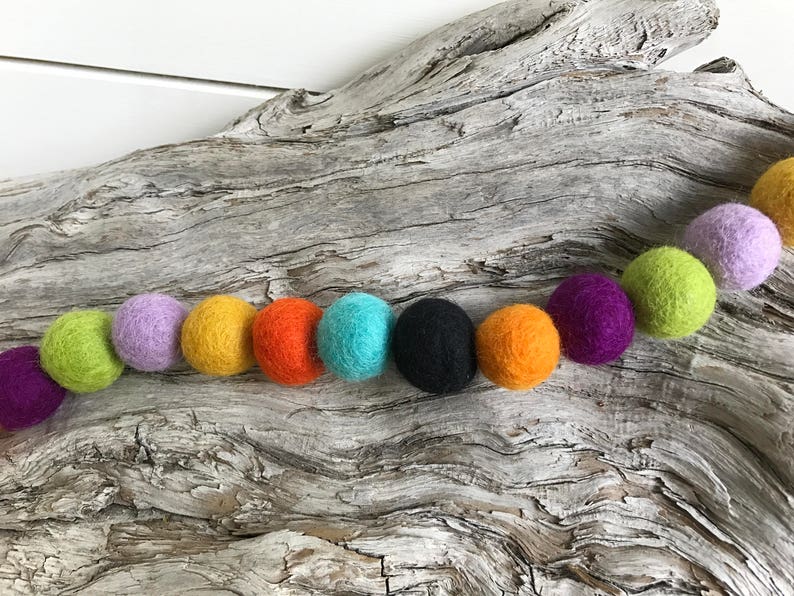Halloween Abracadabra Pumpkin 2cm Felt Ball Garland or Loose Pack Bunting Pom Pom FREE SHIPPING over 16USA