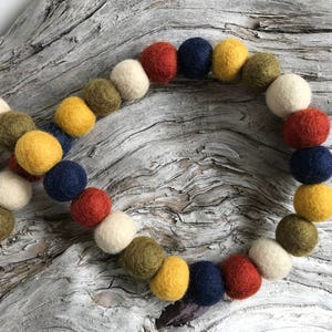 Squash  - 2cm Felt Ball Garland or Loose Pack - Pom Pom  | Bunting | Fall | Autumn | Harvest