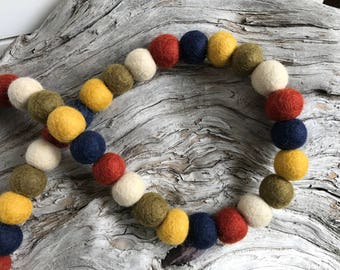 Squash  - 2cm Felt Ball Garland or Loose Pack - Pom Pom - FREE SHIPPING over USA | Bunting | Fall | Autumn | Harvest