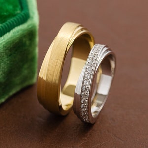 Matching wedding bands with unique twisted design. Gold rings set. Couple wedding rings. Gold bands with diamonds. Unusual wedding bands