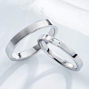 Wedding bands set with baguette diamond. Simple wedding rings. Plain wedding bands. Couple wedding rings set. His and hers wedding rings