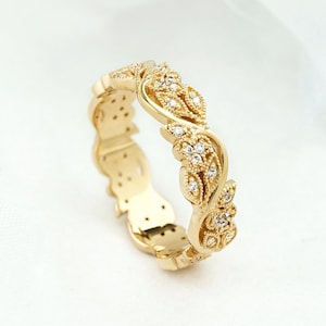 Ready to ship! Yellow gold floral wedding band for women SIZE 6.25. Ring for her. Gold wedding ring. Anniversary ring. Flower gold ring
