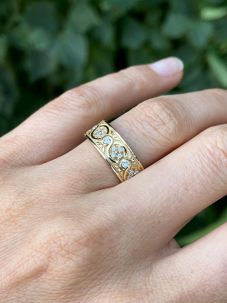 Solid Gold Wedding Band for Women. Unique Wedding Ring for Women. Women ...