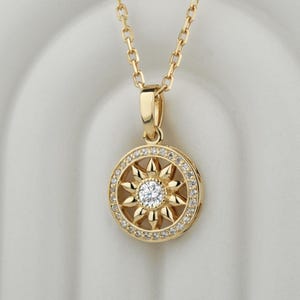 14k Solid Gold Sunflower Pendant Necklace. Floral Necklace for Women. Solid Gold Flower Pendant. Gift for her. Nature Inspired Necklace