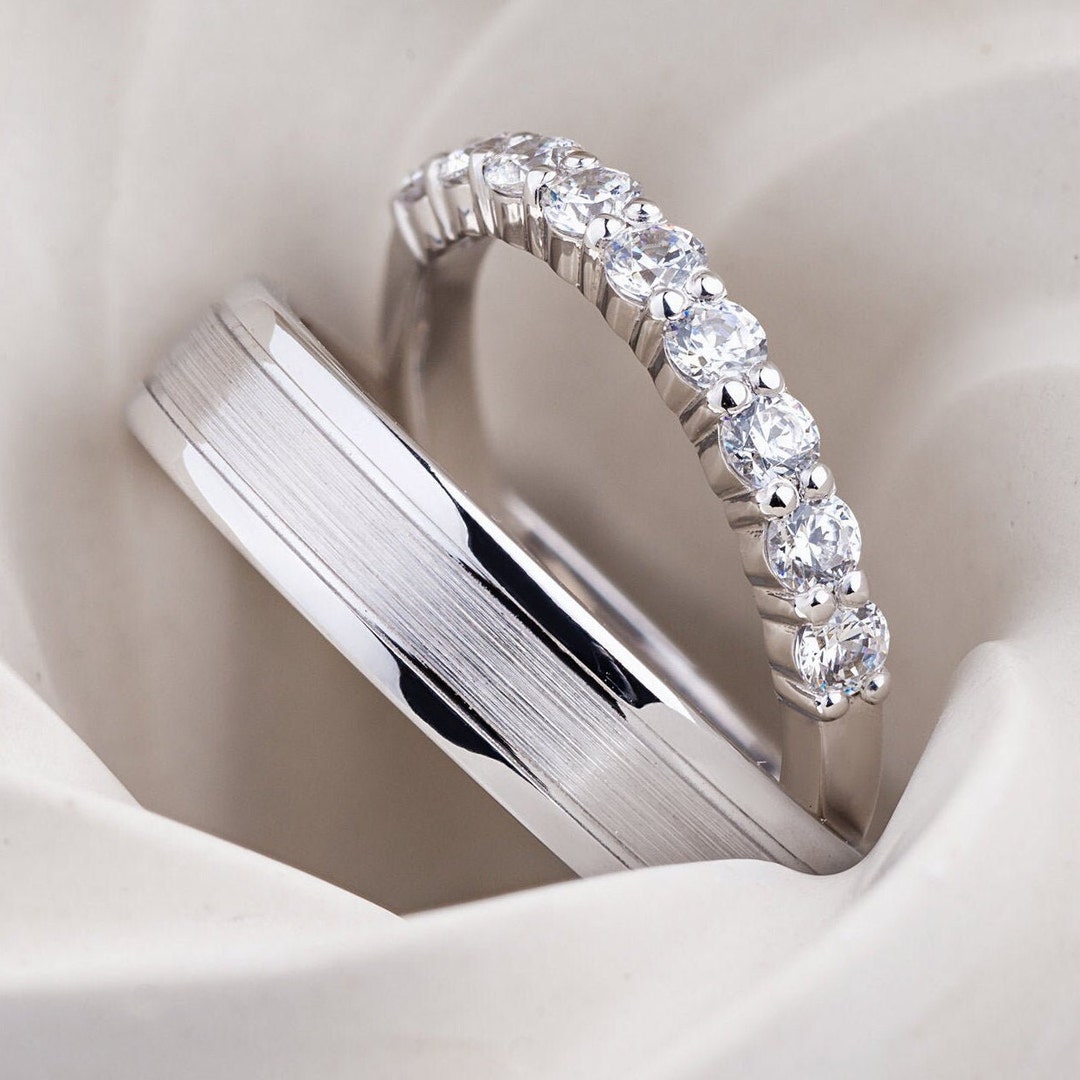 Sparkle Diamond Bridal Ring Set | Sparkling Ring For Her | CaratLane