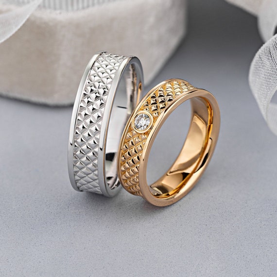 His and Hers Wedding Rings Set. Unique Wedding Rings. Couple