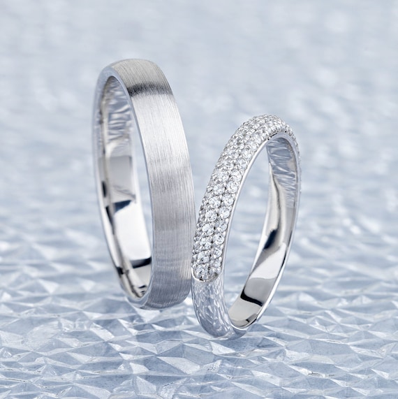 His Hers Wedding Ring Sets