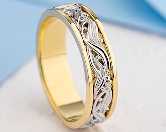 Gold wedding band women. Gold nature ring. Womens gold ring. Unique wedding ring. Gold floral ring. Wedding band women. Leaf Wedding Band