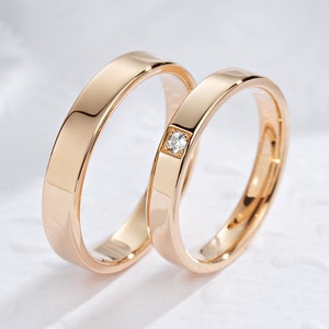 14k Gold plain classic wedding rings. Solid gold wedding bands with diamond.