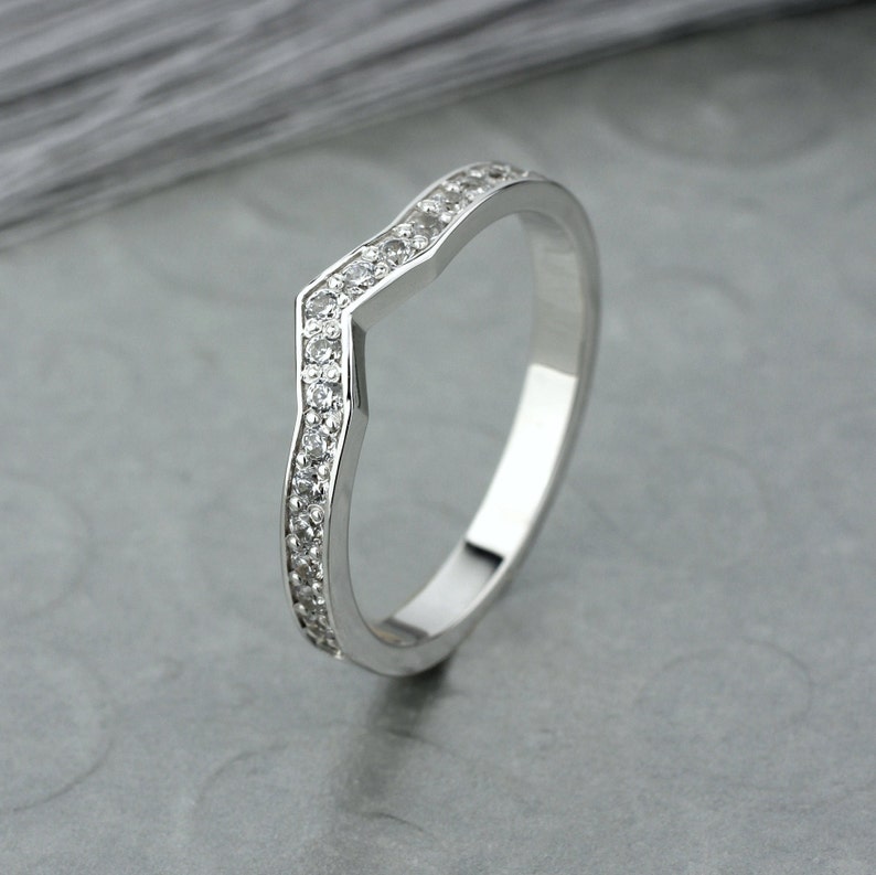 Curved Wedding band. Stackable wedding ring. Diamond wedding | Etsy
