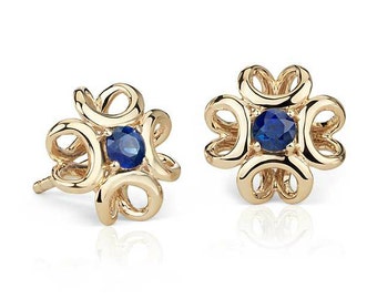 14k Gold Sapphire stud earrings. Sapphire studs. Gold earrings. Sapphire earrings. Small earrings. Flower earrings. Birthstone earrings.