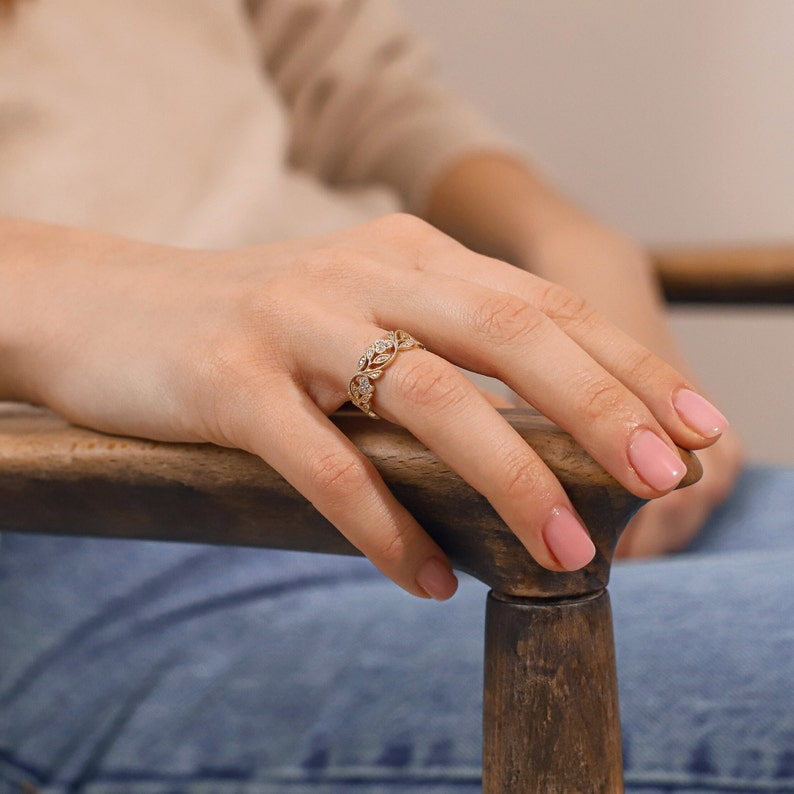 His and Her wedding rings set. Gold wedding rings set. Couple wedding bands with unique design. Matching gold bands. Unusual bands set image 9