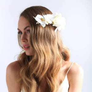 FLOWER COMB HEADPIECE, flower crown, white orchid comb, flower comb, festival accessories flower crown flower halo floral crown image 4