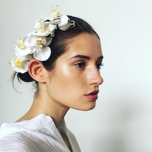 White Silk Orchid Hair Comb: Boho Bridal Flower Crown
