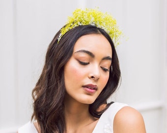 BANDEAU DE FLEURS NATURELLES bandeau de fleurs teints bandeau de demoiselle d’honneur bandeau de mariée bandeau de fleur jaune bandeau de gypsophile