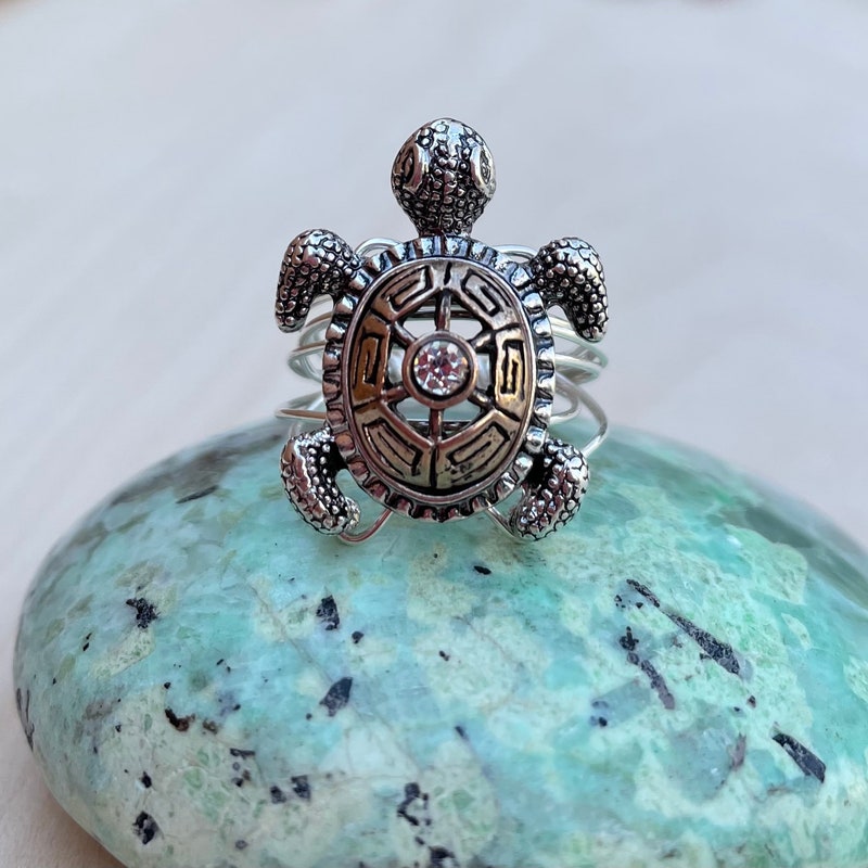 Turtle Servant Ringer Turtle Ring - Etsy