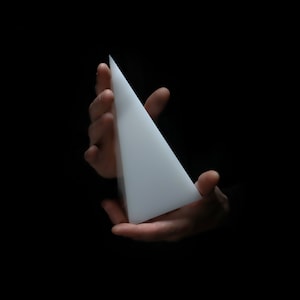 Rysk pyramidform av HDPE-harts, 200 mm bas