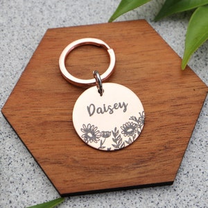 Personalised Daisy Pet Name Tag - Pet ID Tag - Pet gift - Dog Tag - Cat Tag - Puppy Tag - Microchipped Tag