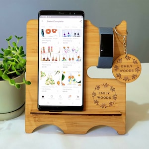 Personalised Woman&#39;s gift - Docking Stand - Phone Stand - Docking Station - Wooden Anniversary gift