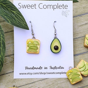 Avocado on toast earrings - avocado dangle earrings- avocado stud earrings - avocado mismatch earrings with a wedge of lemon.