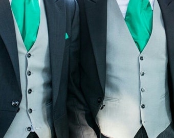 Men's cravats and bow ties, patterns for wedding parties, weddings, first communions and ceremonies, baptisms, witnesses, confirmations