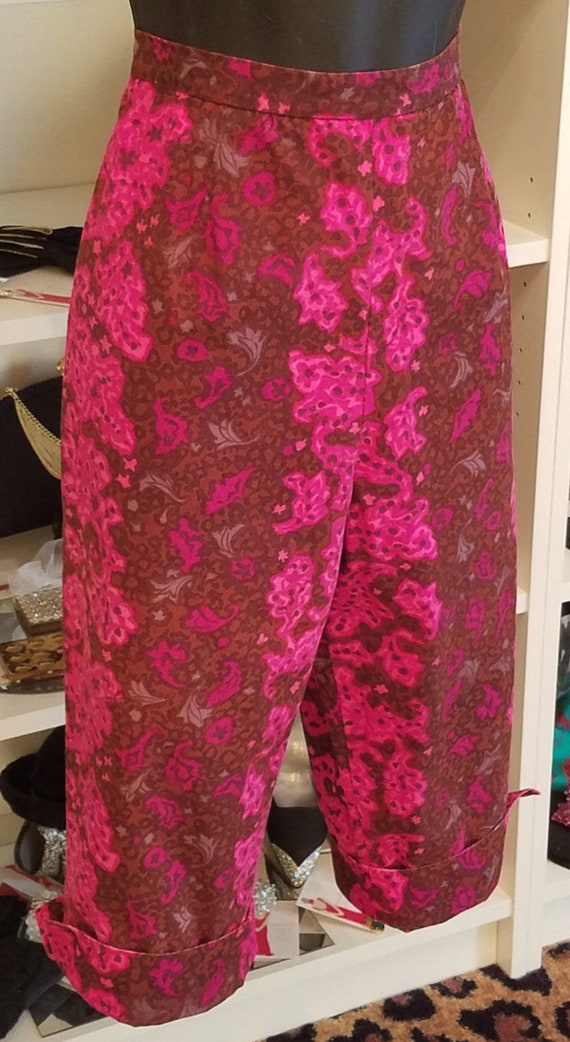 Bloomers and Frocks 1960's Bright Pink Cigarette Pants