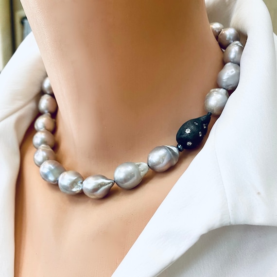 Grey pearl choker best sale necklace