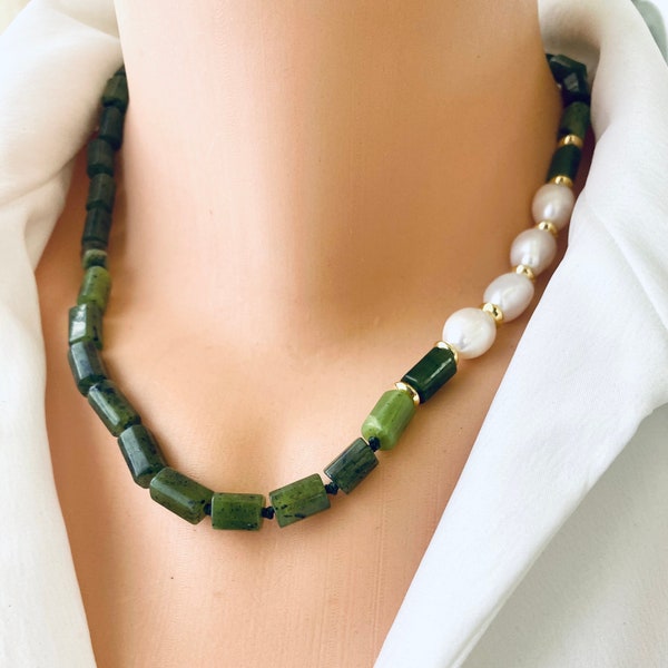 Collier de perles de tube de jade canadien vert, détails en argent plaqué or vermeil et perles d'eau douce, bijoux modernes, 45 cm, cadeau pour elle