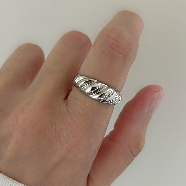 Silver Dome Croissant Ring| Silver Dome Ring| Twist Ring| Silver Jewelry| Statement Jewelry| Gift For Her