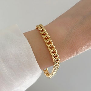 Gold Bracelet 14K Gold Cuban Link Chain Bracelet Womens Chain Bracelet Holiday Gift 7mm Gold Curb Link Bracelet by Sara Kay Jewelry Etsy UK