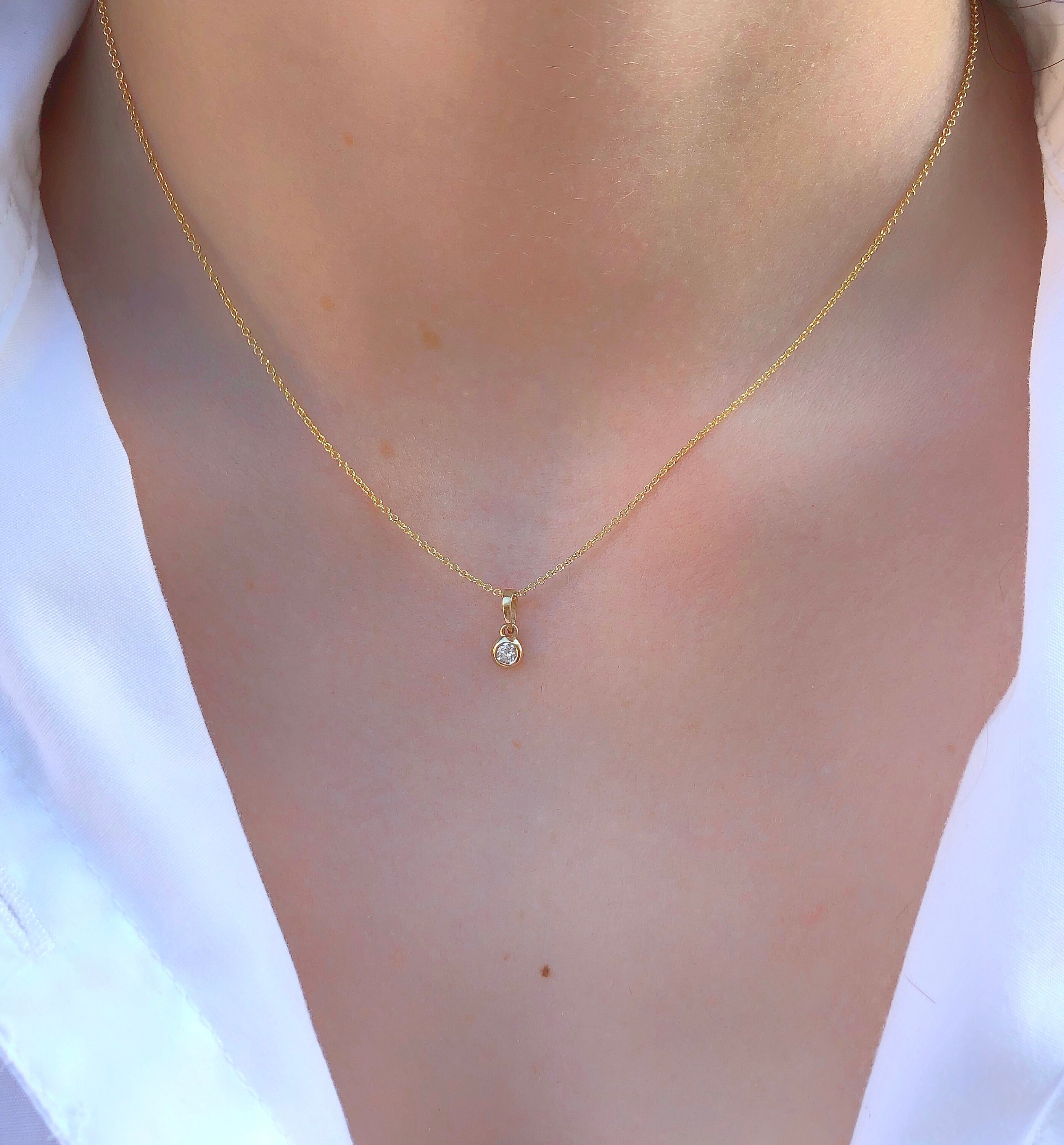 Gold diamond 2024 necklace id