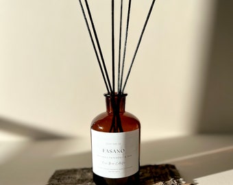 Luxury Apothecary Reed Diffuser - Saffron, Patchouli and Oud