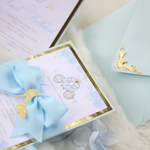 Cinderella Quinceanera shops Invitations (1 dozen)