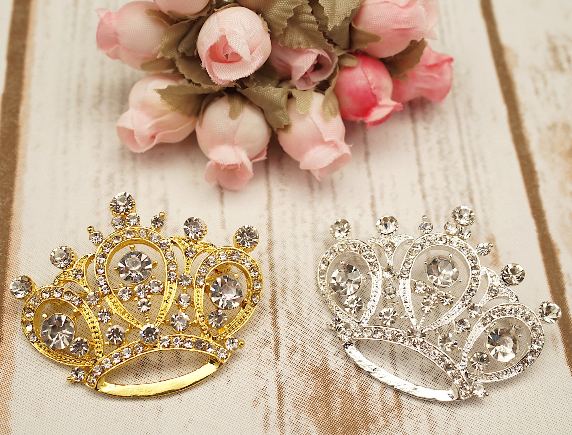 Vintage Designer Crown Crown Brooch Pin Lapel Pin For Women Elegant 3A  Zircon Evening Dress Accessory With Fashionable Scarf Buckle From Emilyqun,  $4.21