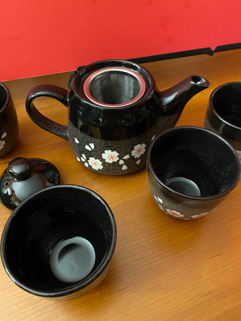 Vintage Imari Arita Ware Tea Set Vintage Gray and Black Tea Set with Four Cups and Tea Pot with Brewing Mesh Gray and Black Flower Tea Set