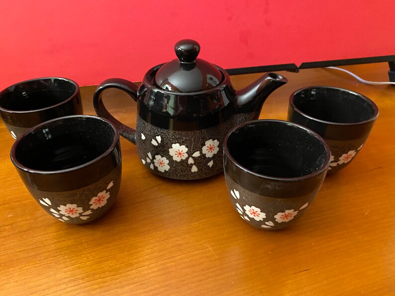 Vintage Imari Arita Ware Tea Set Vintage Gray and Black Tea Set with Four Cups and Tea Pot with Brewing Mesh Gray and Black Flower Tea Set