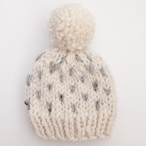 Knit Baby Hat/ Knitted Pom Pom Toddler Hat/ Winter Hat Knit/ Baby Beanie/ Hat with Pom Pom/ Newborn Beanie/ Toddler Beanie
