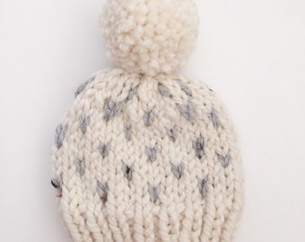 Knit Baby Hat/ Knitted Pom Pom Toddler Hat/ Winter Hat Knit/ Baby Beanie/ Hat with Pom Pom/ Newborn Beanie/ Toddler Beanie