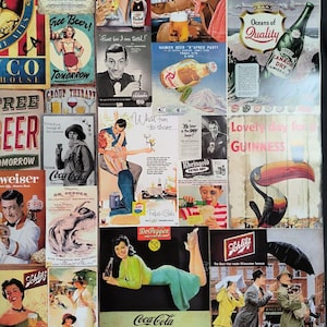Puede incluir: Un collage de anuncios vintage que presenta varias marcas de bebidas, incluyendo Coca-Cola, Budweiser, Dr. Pepper, Guinness y Schlitz. La colecci&oacute;n muestra ilustraciones retro de personas, botellas y vasos con tipograf&iacute;a cl&aacute;sica.
